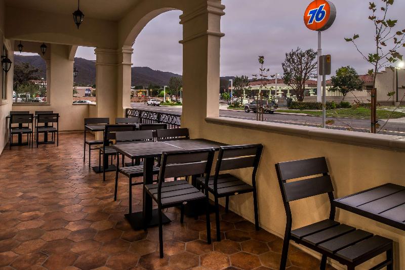 Best Western Plus Temecula Wine Country Hotel & Suites