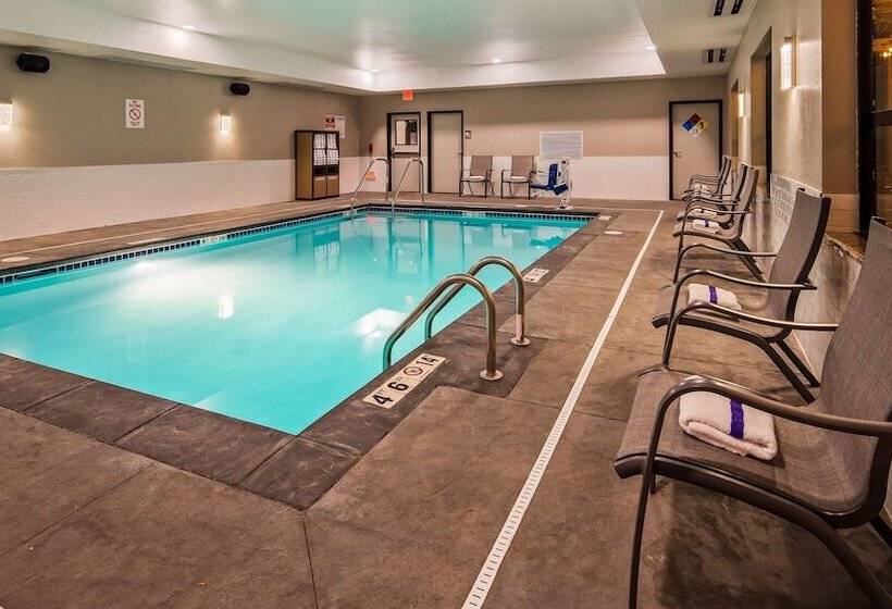 هتل Best Western Premier Ankeny