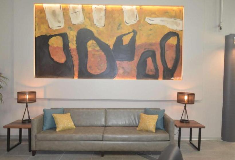 هتل Best Western Premier Ankeny