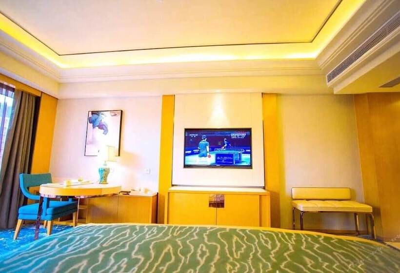 Days Hotel & Suites Ivy Zunyi