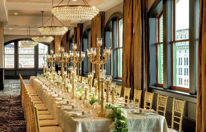 فندق Doubletree By Hilton Youngstown Downtown