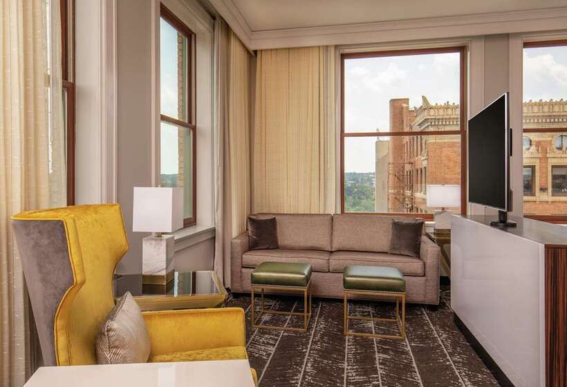 فندق Doubletree By Hilton Youngstown Downtown