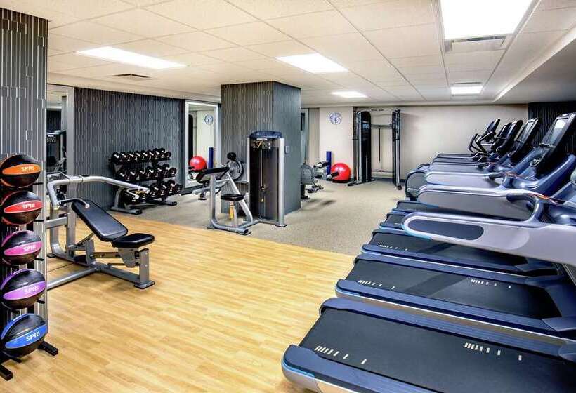 فندق Doubletree By Hilton Youngstown Downtown