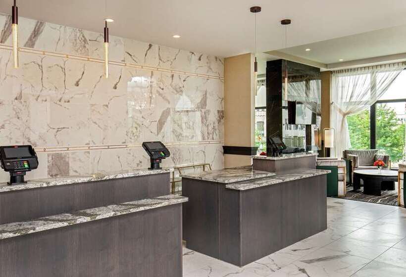 فندق Doubletree By Hilton Youngstown Downtown