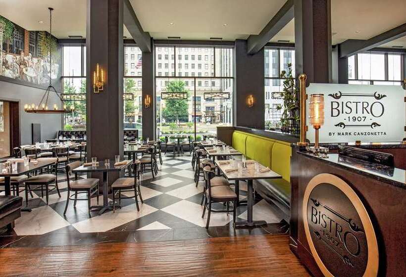 فندق Doubletree By Hilton Youngstown Downtown