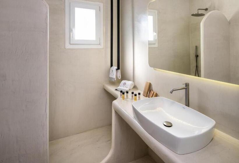 בית מלון כפרי Aelia Luxury Suites