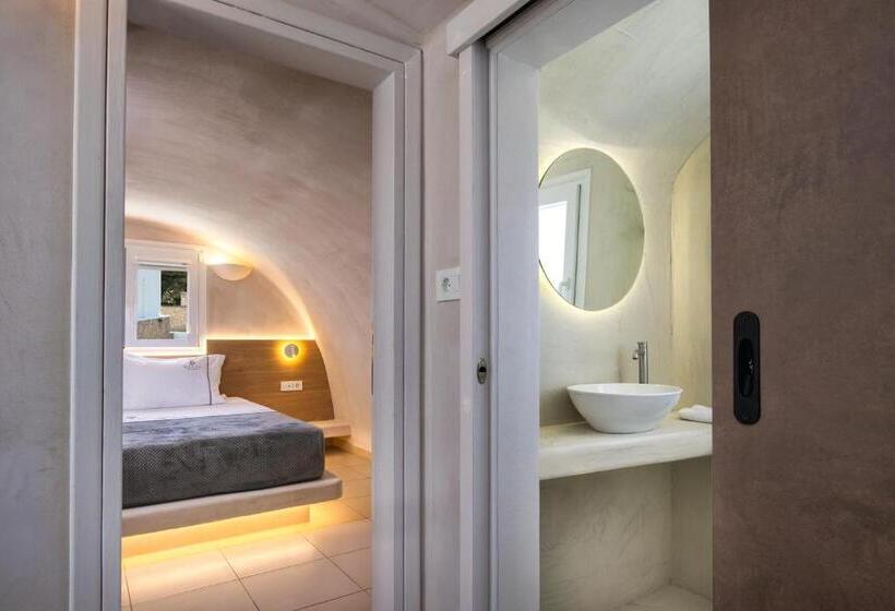 בית מלון כפרי Aelia Luxury Suites