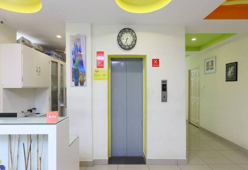 Fabhotel Colors Service Apartment   Nr Santhome Cathedral Basilica & Marina Beach