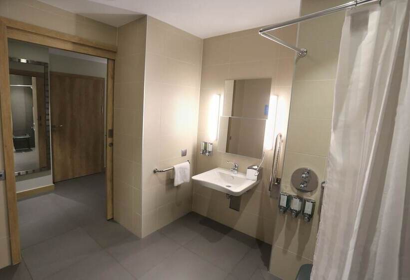 Отель Hampton By Hilton Gdansk Old Town