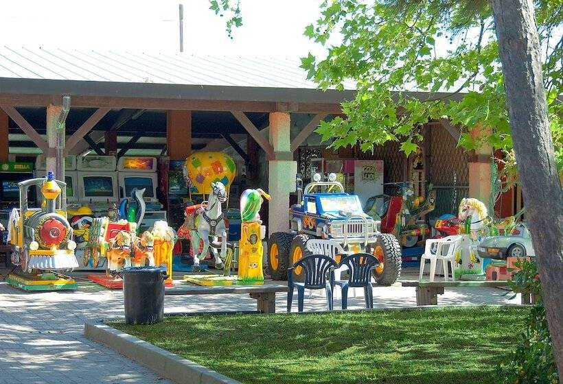 ホテル Happy Camp Rosapineta Camping Village