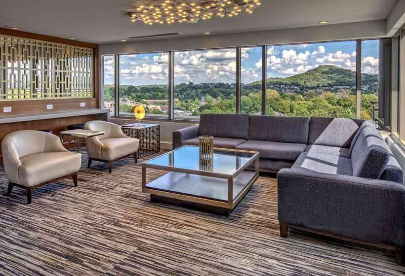 ホテル Hilton Franklin Cool Springs