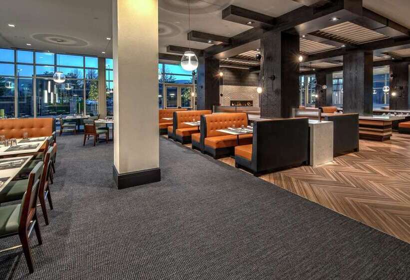 ホテル Hilton Franklin Cool Springs