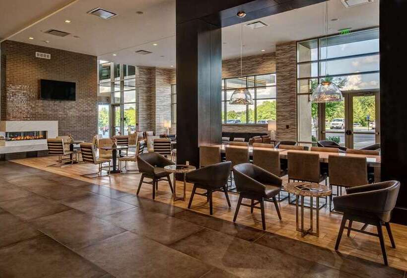 ホテル Hilton Franklin Cool Springs