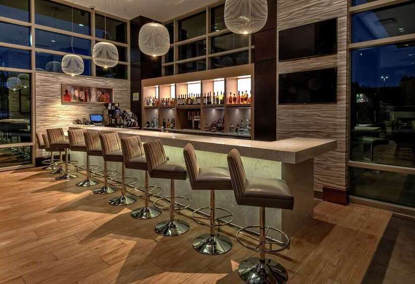 ホテル Hilton Franklin Cool Springs