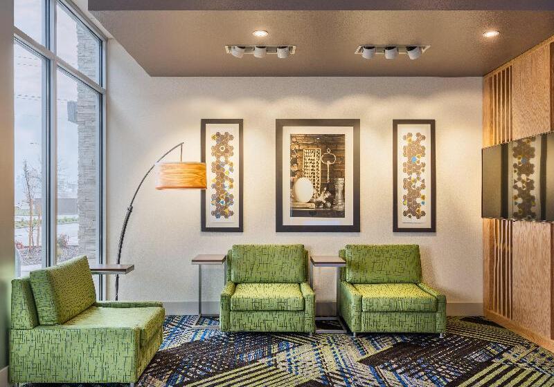 فندق Holiday Inn Express & Suites Salem North   Keizer, An Ihg