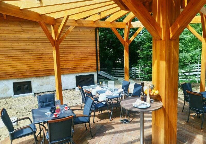 ホテル Fenomen Plitvice Resort