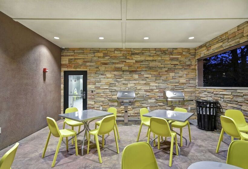 فندق Home2 Suites By Hilton Carbondale