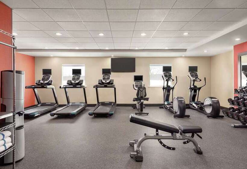 فندق Home2 Suites By Hilton Woodbridge Potomac Mills