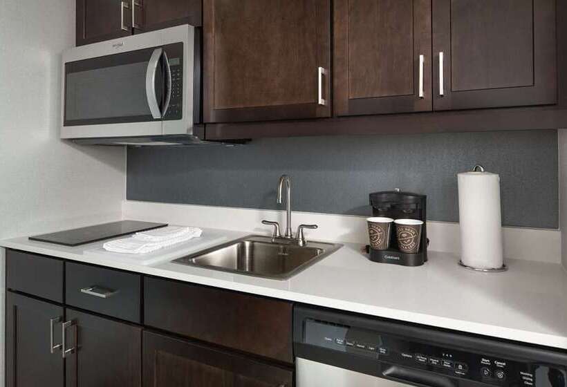 فندق Homewood Suites By Hilton Teaneck Glenpointe