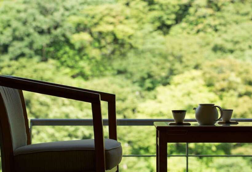 בית מלון כפרי Hoshino Resorts Kai Kawaji