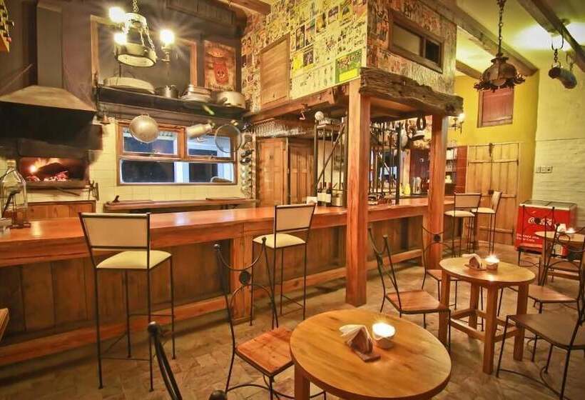 هتل Hostel Punta Ballena Bar