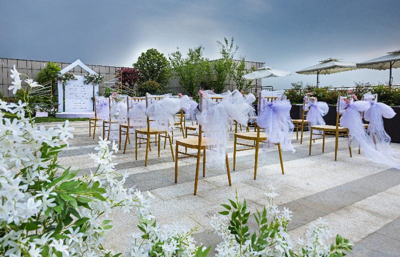 Hotel Hualuxe Wuhu, An Ihg