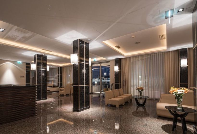 酒店 Ibis Styles Iu Namibe