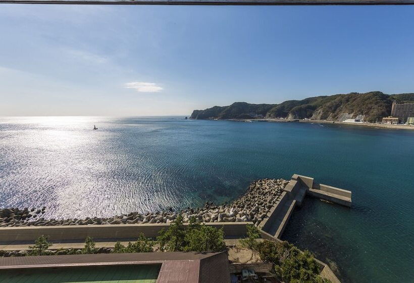 Mikazuki Sea Park Hotel Awa Kamogawa