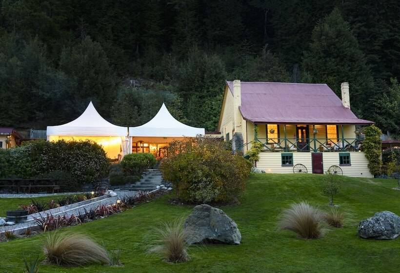 酒店 Kinloch Wilderness Retreat