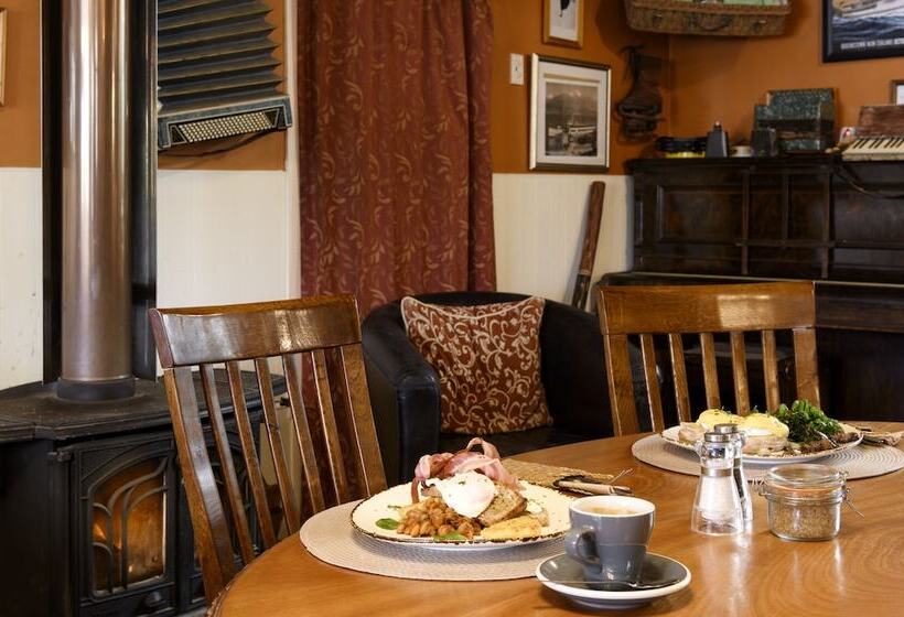 酒店 Kinloch Wilderness Retreat