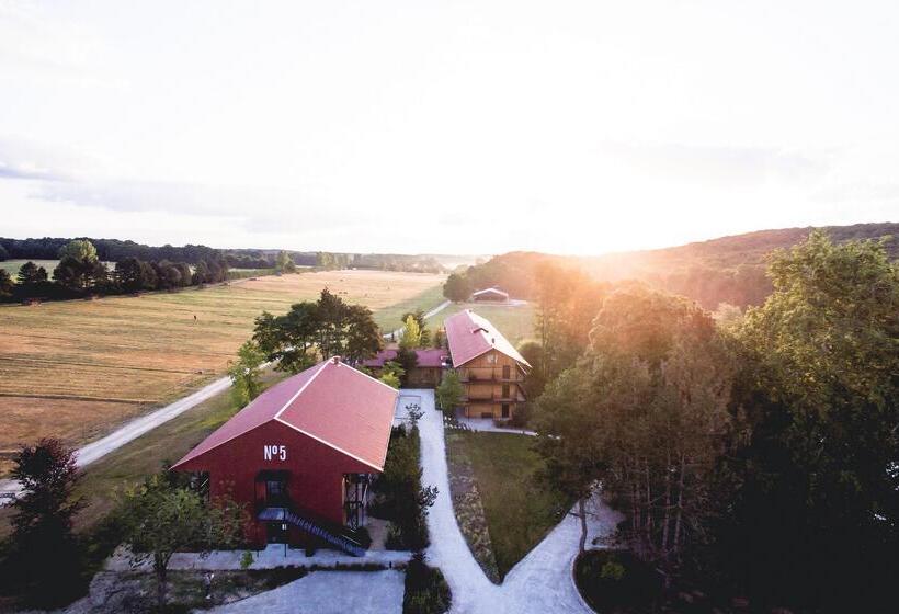 בית מלון כפרי Le Barn