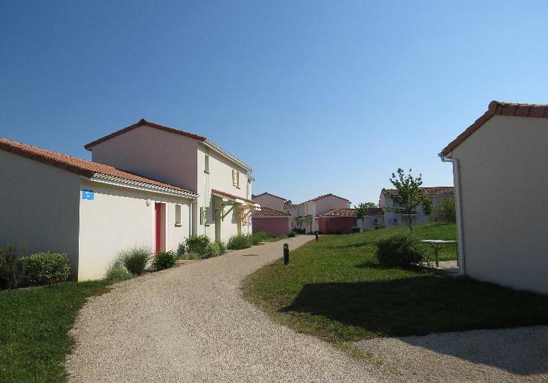 فندق Les Vagues Bleues