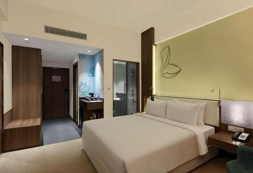 Отель Mercure Chennai Sriperumbudur