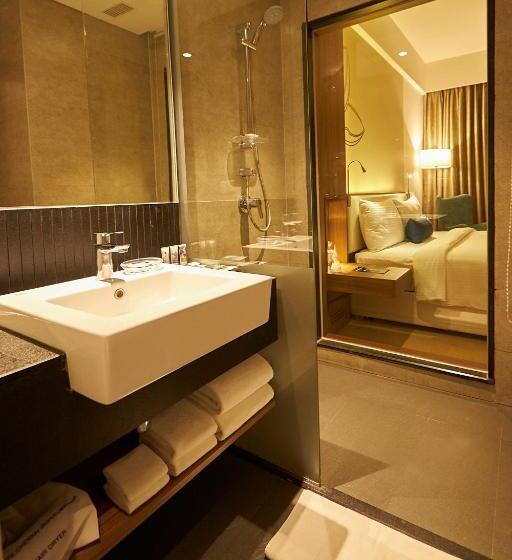 Отель Mercure Chennai Sriperumbudur