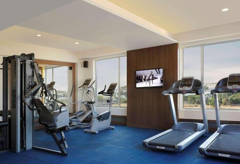 Отель Mercure Chennai Sriperumbudur