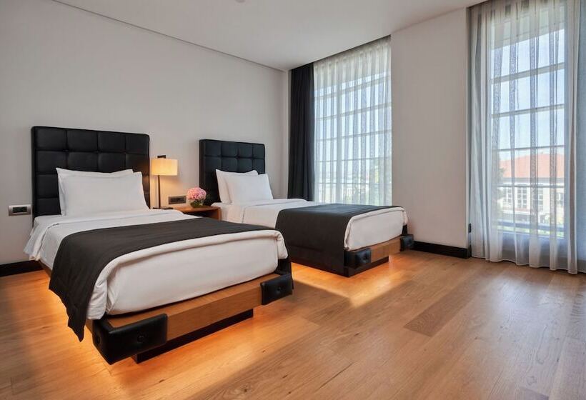 Metropolitan Hotels Bosphorus   Special Category