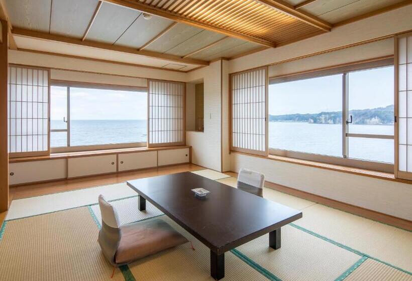 Mikazuki Sea Park Hotel Katsuura