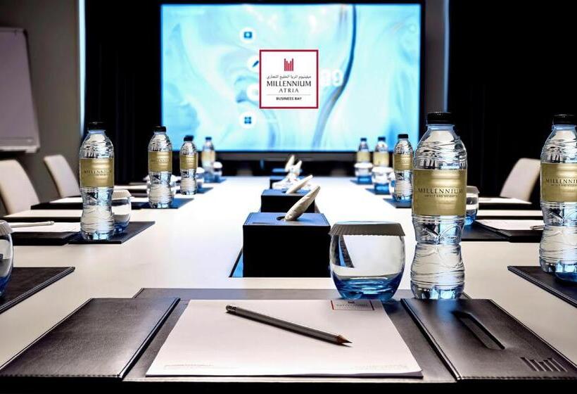 Отель Millennium Atria Business Bay