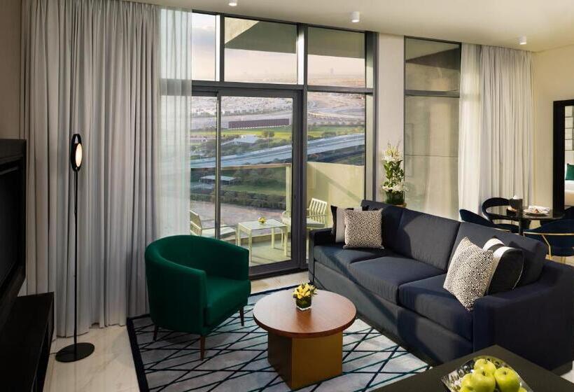 Отель Millennium Atria Business Bay