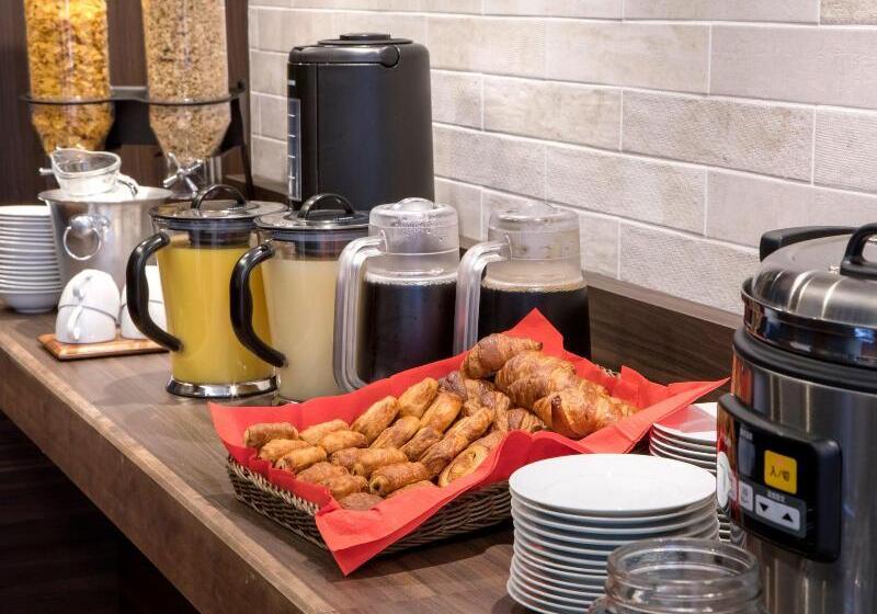 בית מלון כפרי Mystays Midosuji Honmachi