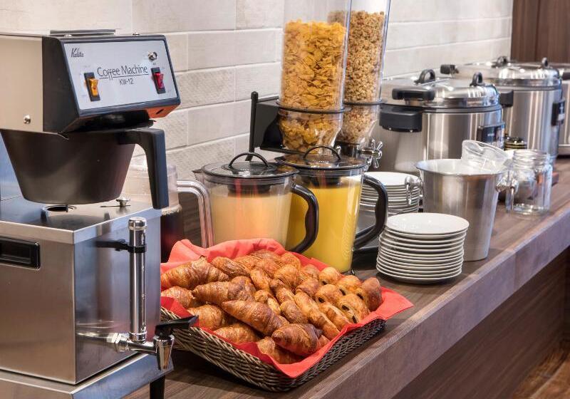 בית מלון כפרי Mystays Midosuji Honmachi