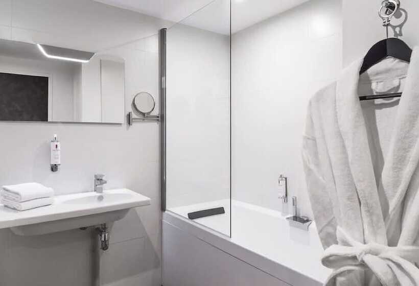 בית מלון כפרי Najeti Hôtel Lille Nord