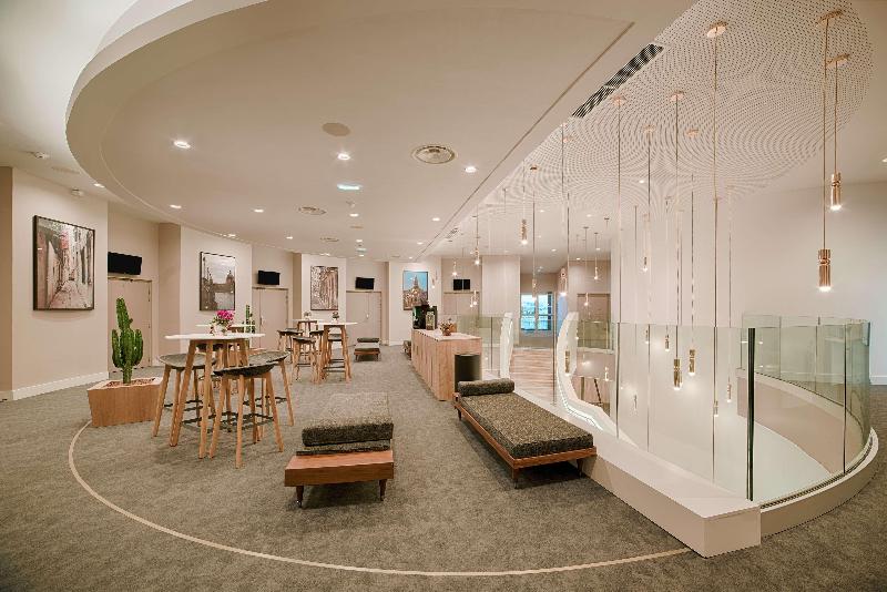 בית מלון כפרי NH Toulouse Airport