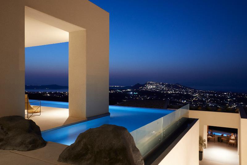 בית מלון כפרי North Santorini  A Luxury Spa