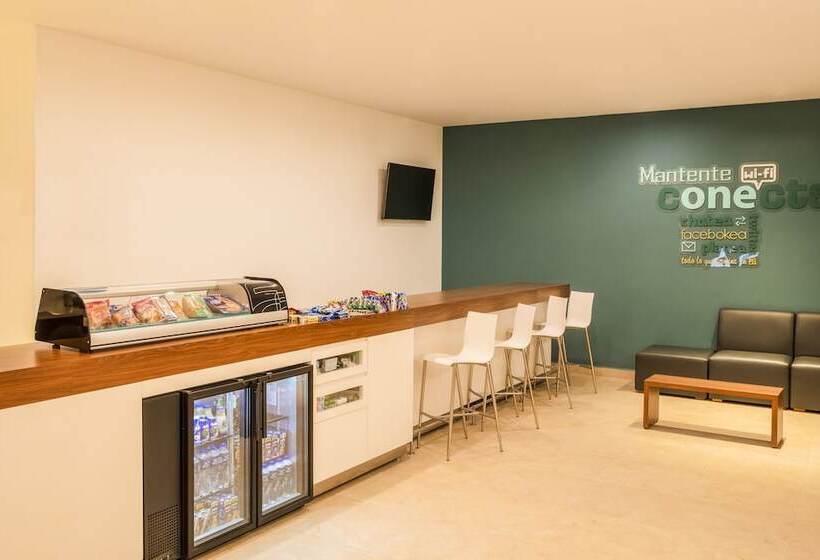 ホテル One Ciudad De Mexico La Raza