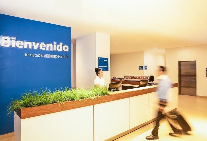 ホテル One Ciudad De Mexico La Raza