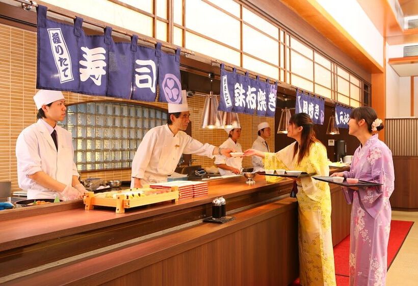 فندق Ooedo Onsen Monogatari Higashiyama Grand