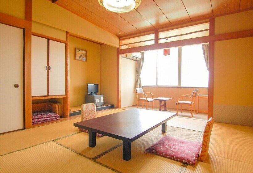 فندق Osatsu Pacific