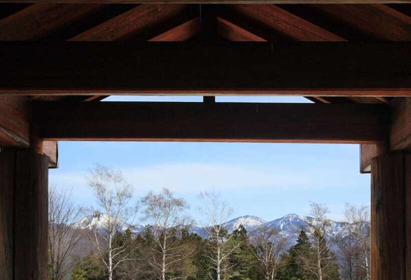 Отель Oze Iwakura Resort