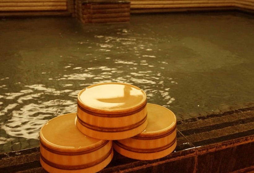 Отель Oze Iwakura Resort